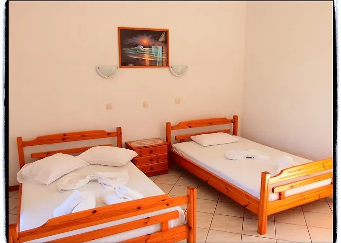 Thanasis شقة يميناريا